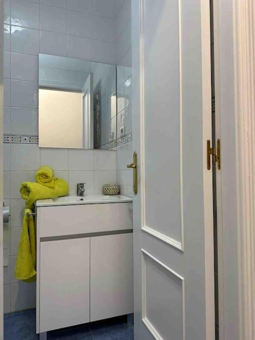 Precioso Estudio Junto Al Mar, Apartamentos Don Diego En La Carihuela Торремолинос Экстерьер фото